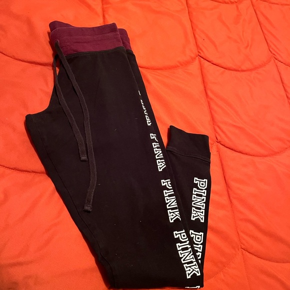 Women’s PINK Yoga tights - Picture 3 of 5